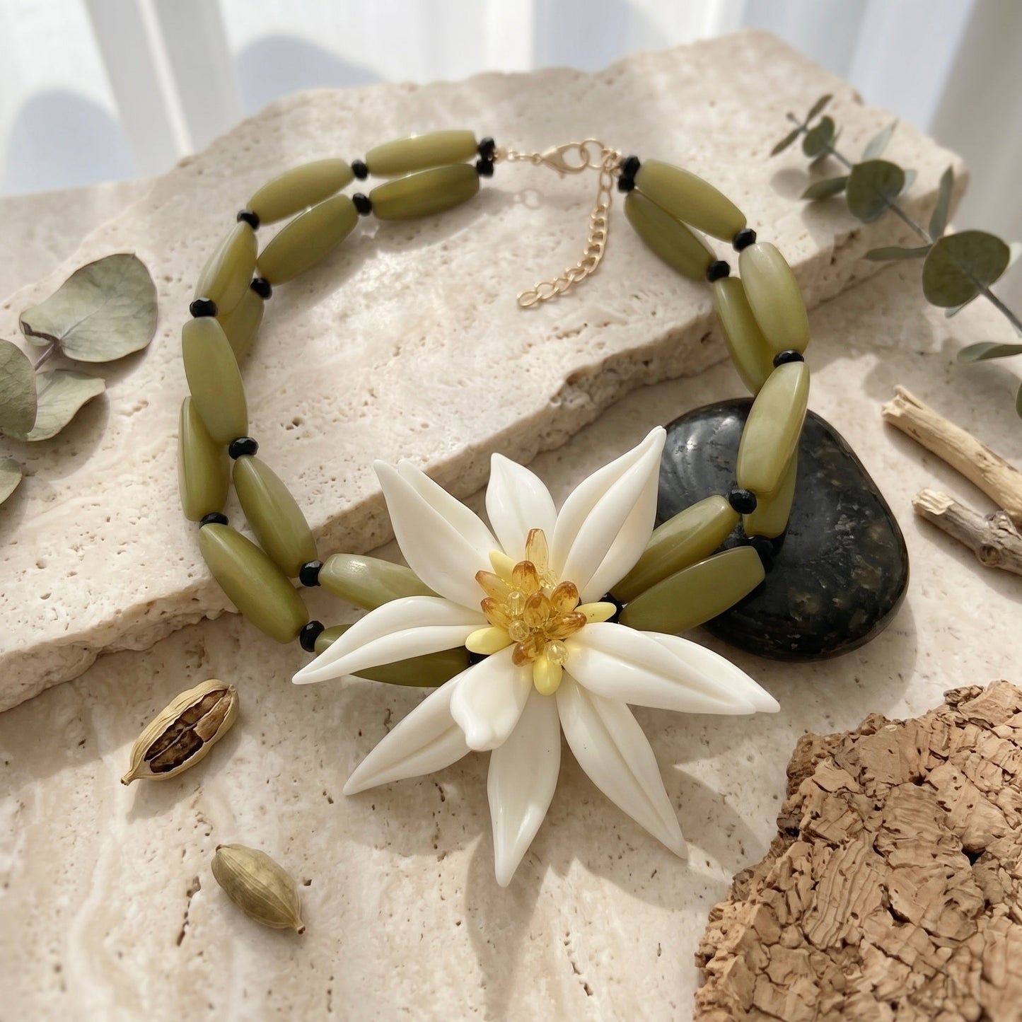 White Flower Beaded Necklace
