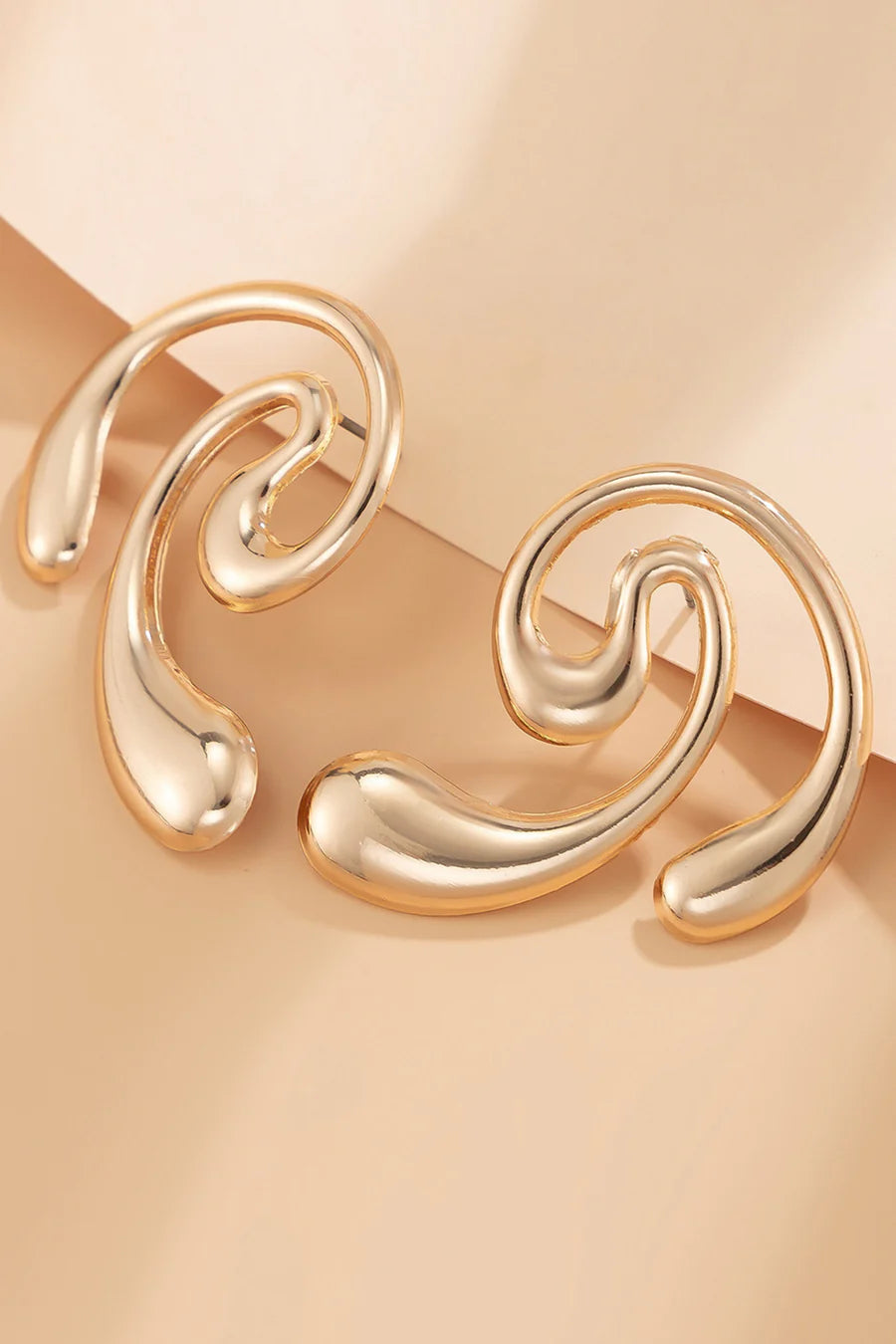 Curved Drop Studs