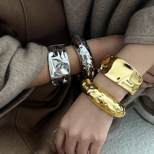 Beaten Kada Set of 2