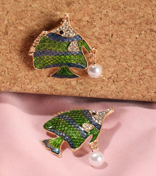 Fish Pearl Stud Earrings