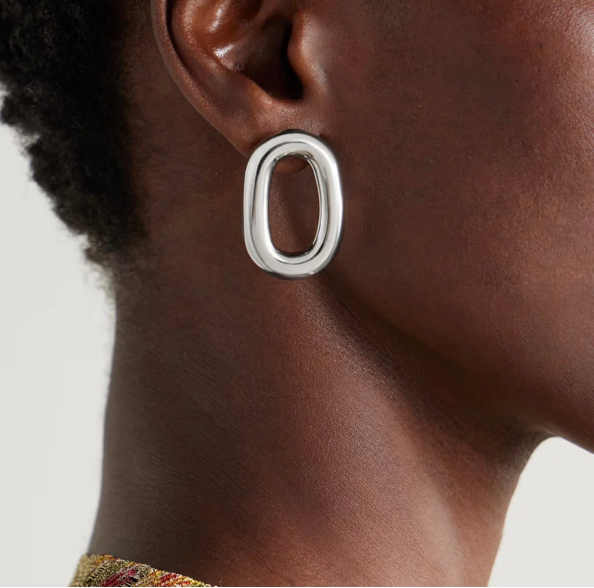 Mismatch O Cuff Earring